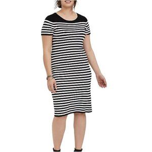 Torrid Black & White Short Sleeve Stripe Sweater Knit Dress I Size: 1X
